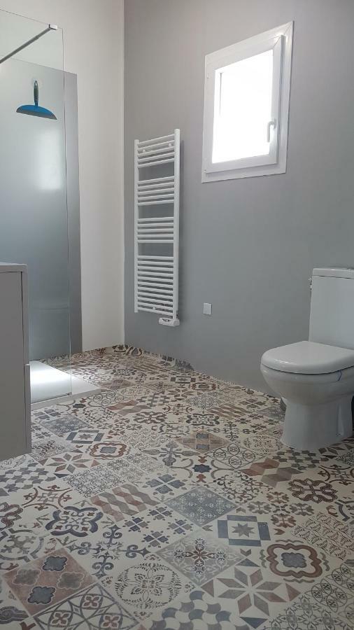 Studio Cozy Tout Confort Chez L'Habitant Apartment ลารอช-ซูร์-ยง ภายนอก รูปภาพ
